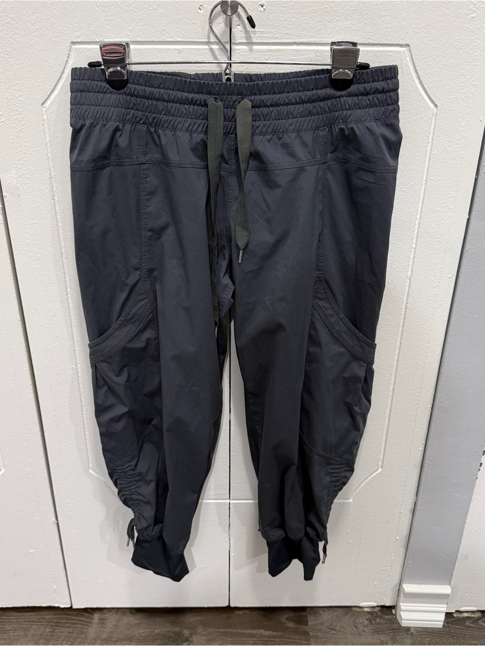 Lululemon Blue/Grey Cropped Pants